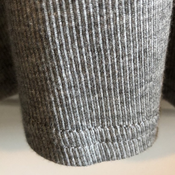 Harley-Davidson Ribbed Knit Turtleneck Sweater - Picture 3 of 9